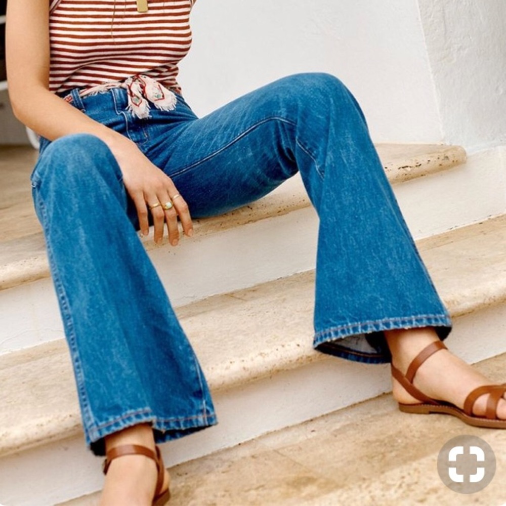 Madewell • Rigid Flare Jeans